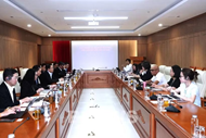 Vietnam, Laos share experience in ODA mobilization, management